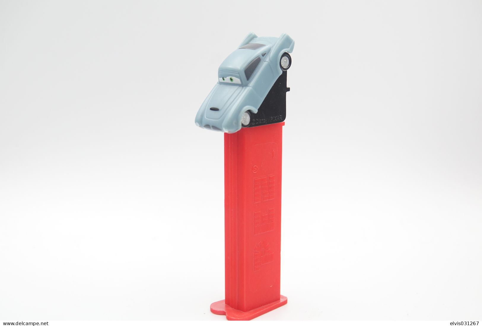 Vintage PEZ DISPENSER : Finn McMissile - CARS - 2006 - Us Patent Hungary Made L=11cm - Beeldjes