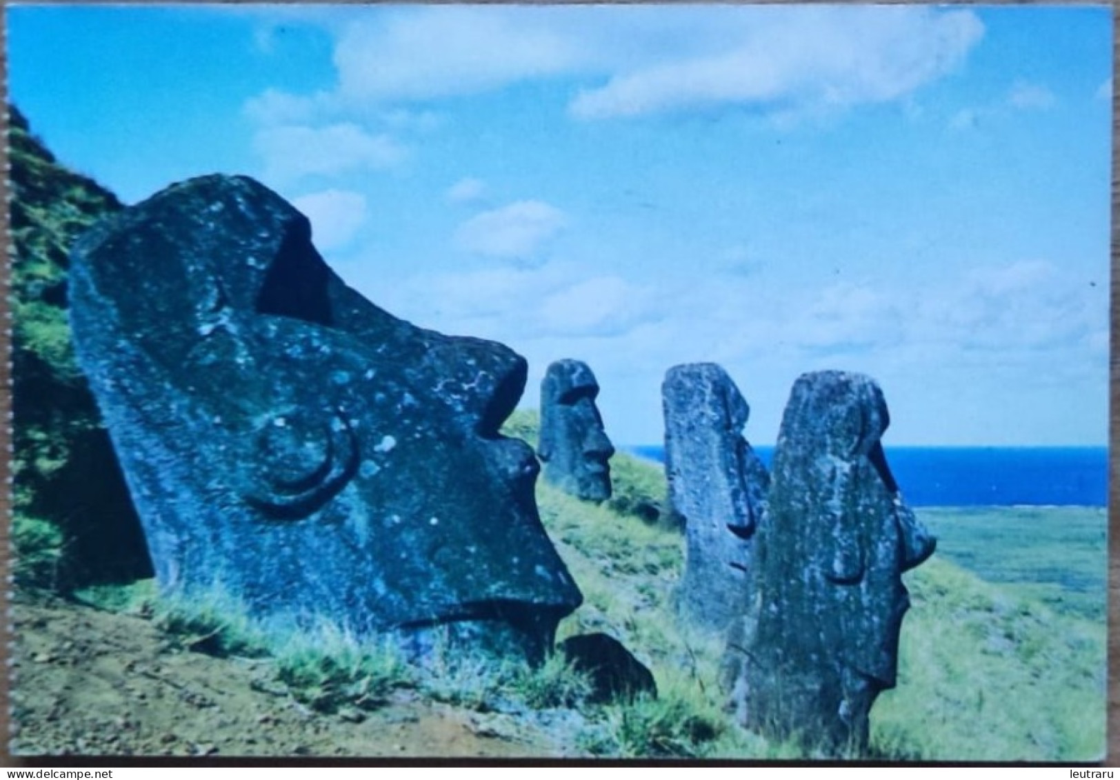 Easter Island Isla De Pascua Group Of Moais Postcard - Rapa Nui