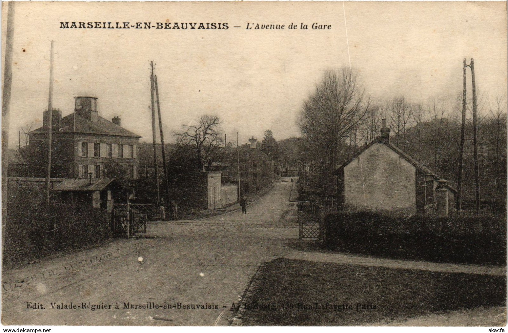 CPA Marseille-en-Beauvais Avenue De La Gare (1185712) - Marseille-en-Beauvaisis