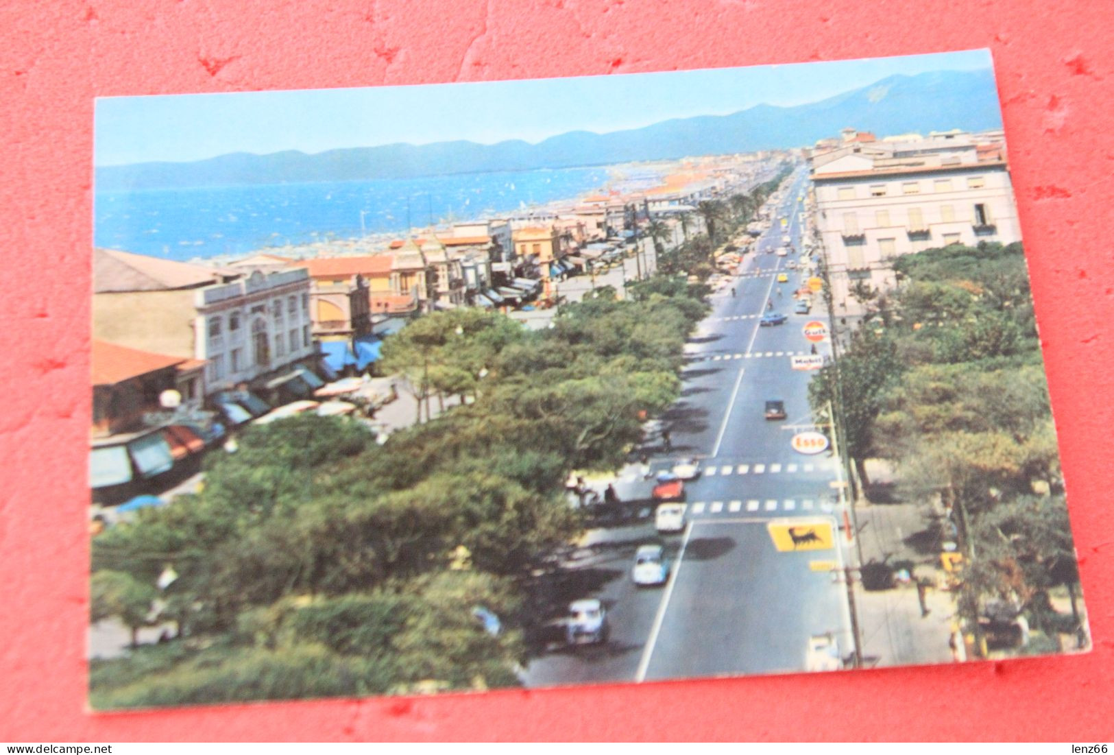 Viareggio Il Viale Lungomare + Insegne Distrubutori Shell Gulf Mobil Esso E Agip 1969 - Viareggio