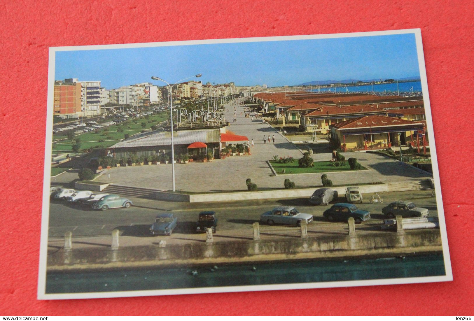 Viareggio Il Viale Lungomare + Auto Anche VW Beetle Kafer + Piper Club NV - Viareggio