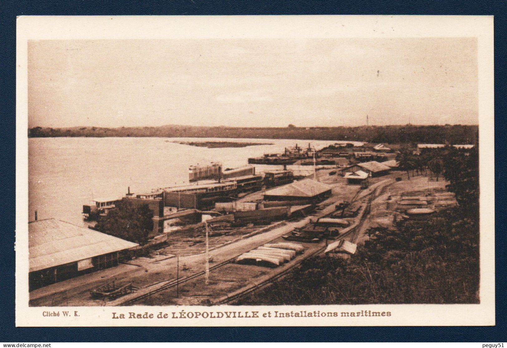 Congo Belge. Léopoldville. La Rade Et Les Installations Maritimes  Sur La Rive Sud Du Fleuve Congo. - Kinshasa - Leopoldville (Leopoldstadt)