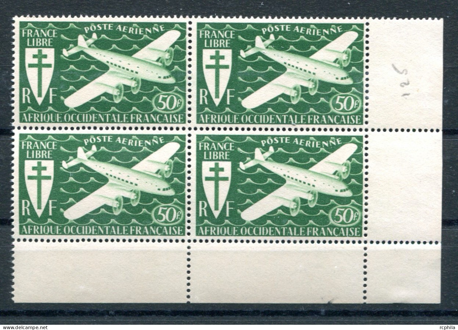 RC 26950 AFRIQUE OCCIDENTALE AOF COTE 16€ PA N° 2 - 50f VERT POSTE AERIENNE BLOC DE 4 NEUF ** MNH TB - Ungebraucht