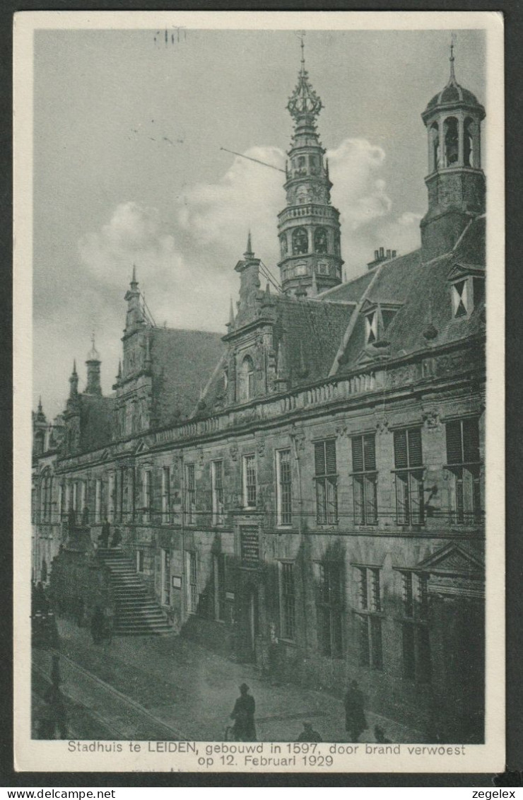 Leiden -Stadhuis Rond 1933 - Leiden