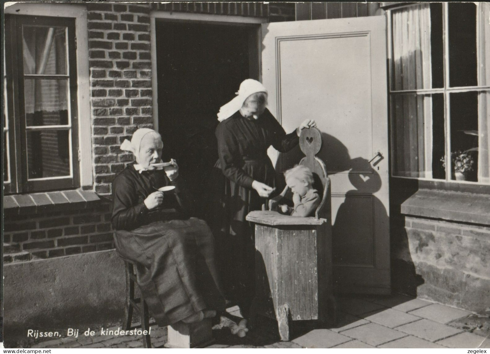 Rijssen - Kinderstoel - Klederdracht - Rijssen