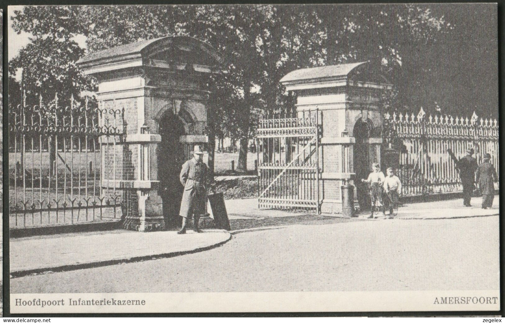 Amersfoort - Hoofdpoort Infanteriekazerne - Levendig - REPRINT- Military - Amersfoort