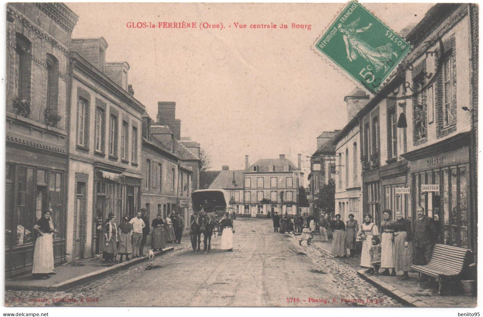 CPA De CLOS La FERRIERE - Vue Centrale Du Bourg. - Andere & Zonder Classificatie