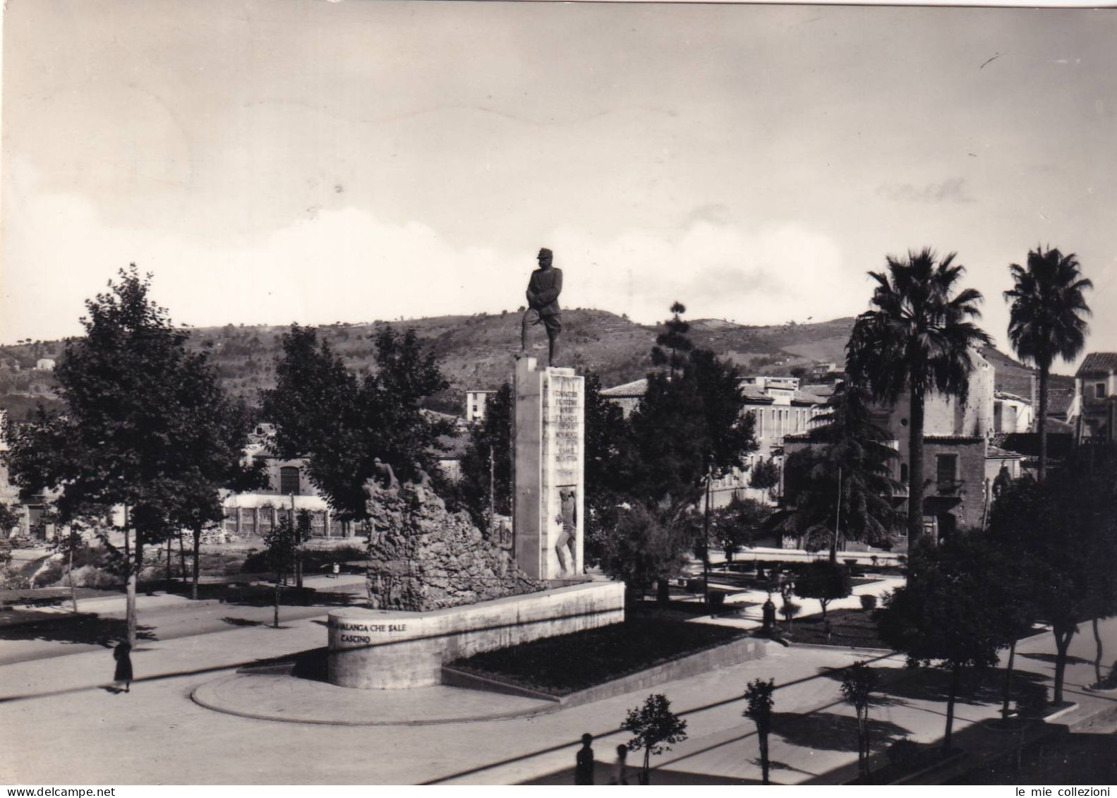 Cartolina Piazza Armerina ( Enna ) Piazza Generale Cascino - Enna