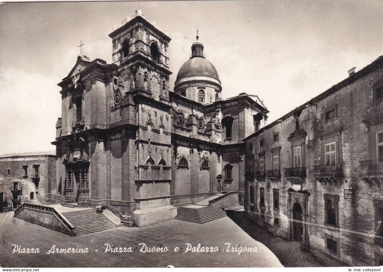 Cartolina Piazza Armerina ( Enna ) Piazza Duomo E Palazzo Trigona - Enna