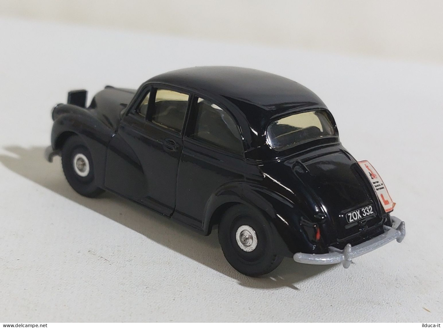 59760 CORGI 1/43 - Morris Minor - Nera - Corgi Toys