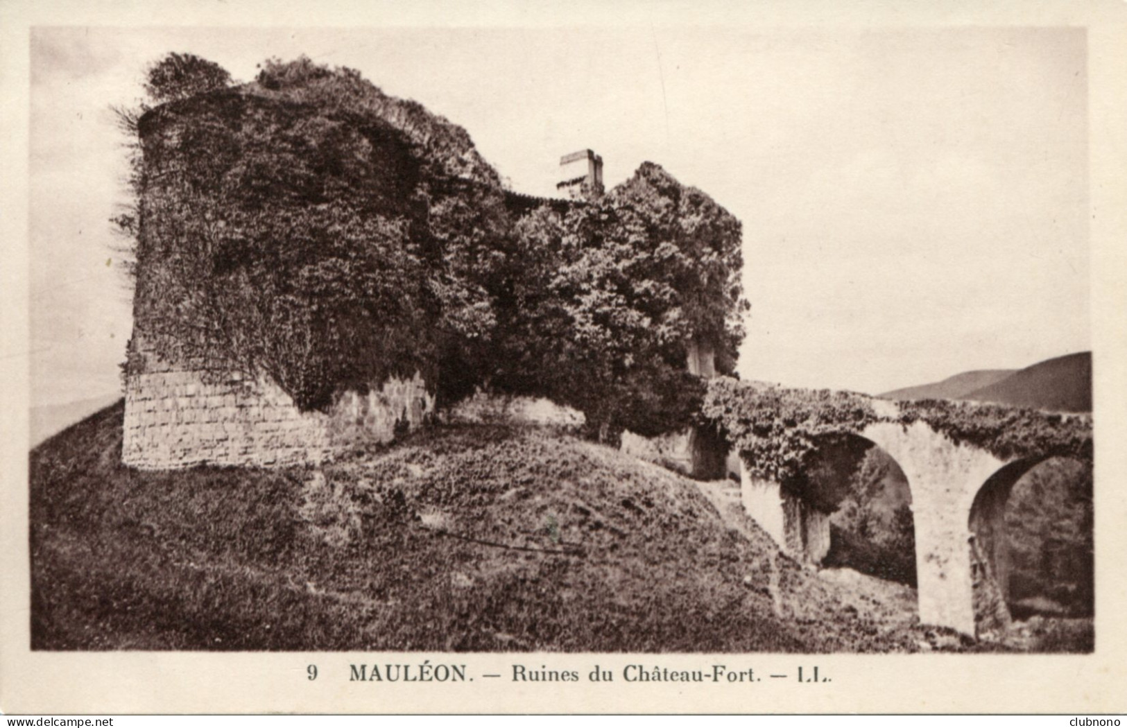 CPA - MAULEON - RUINES DU CHATEAU-FORT - Mauleon Licharre