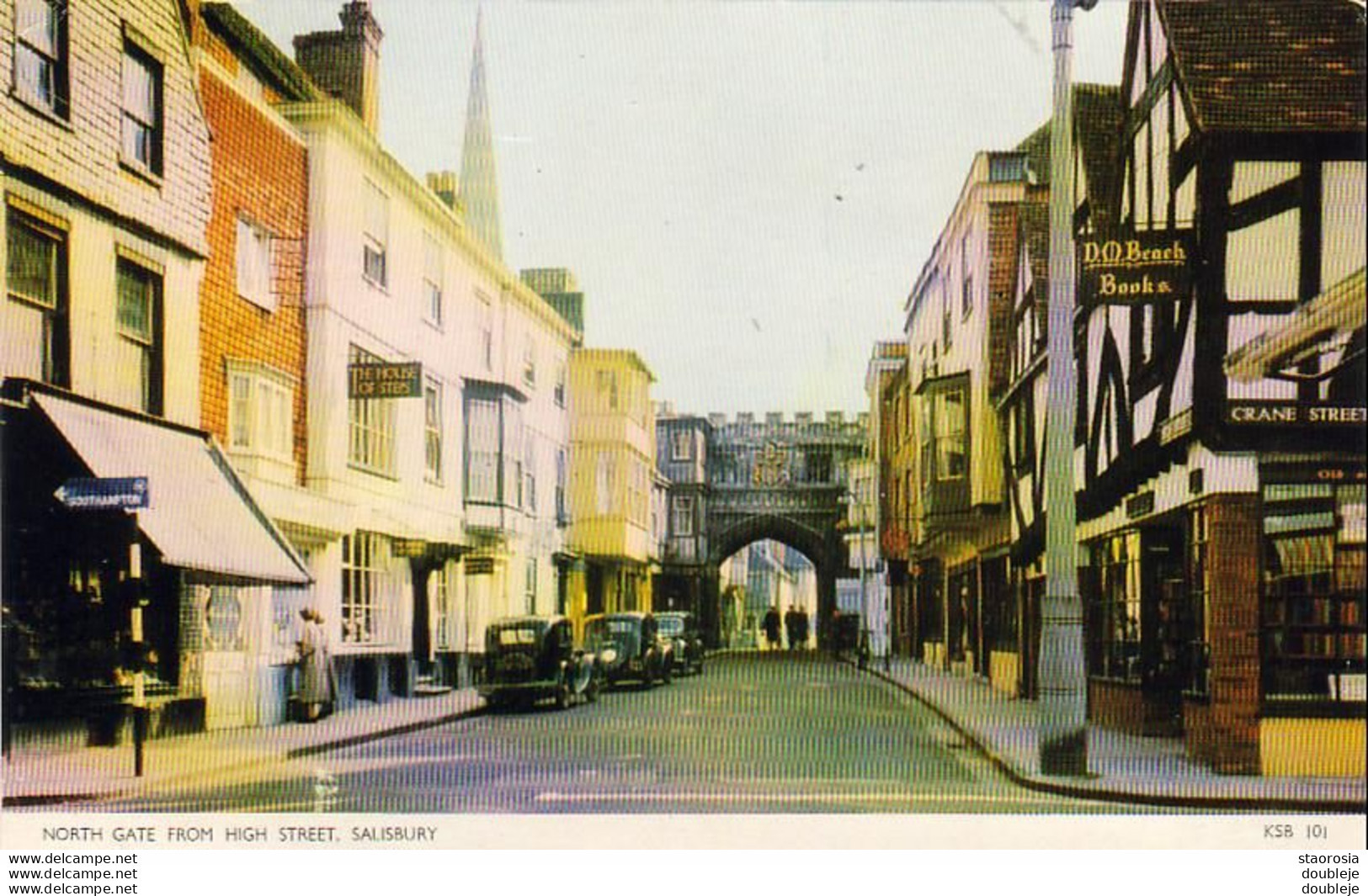 NORTH GATE FROM HIGH STREET  SALISBURY    .............  Real Photograph - Salisbury