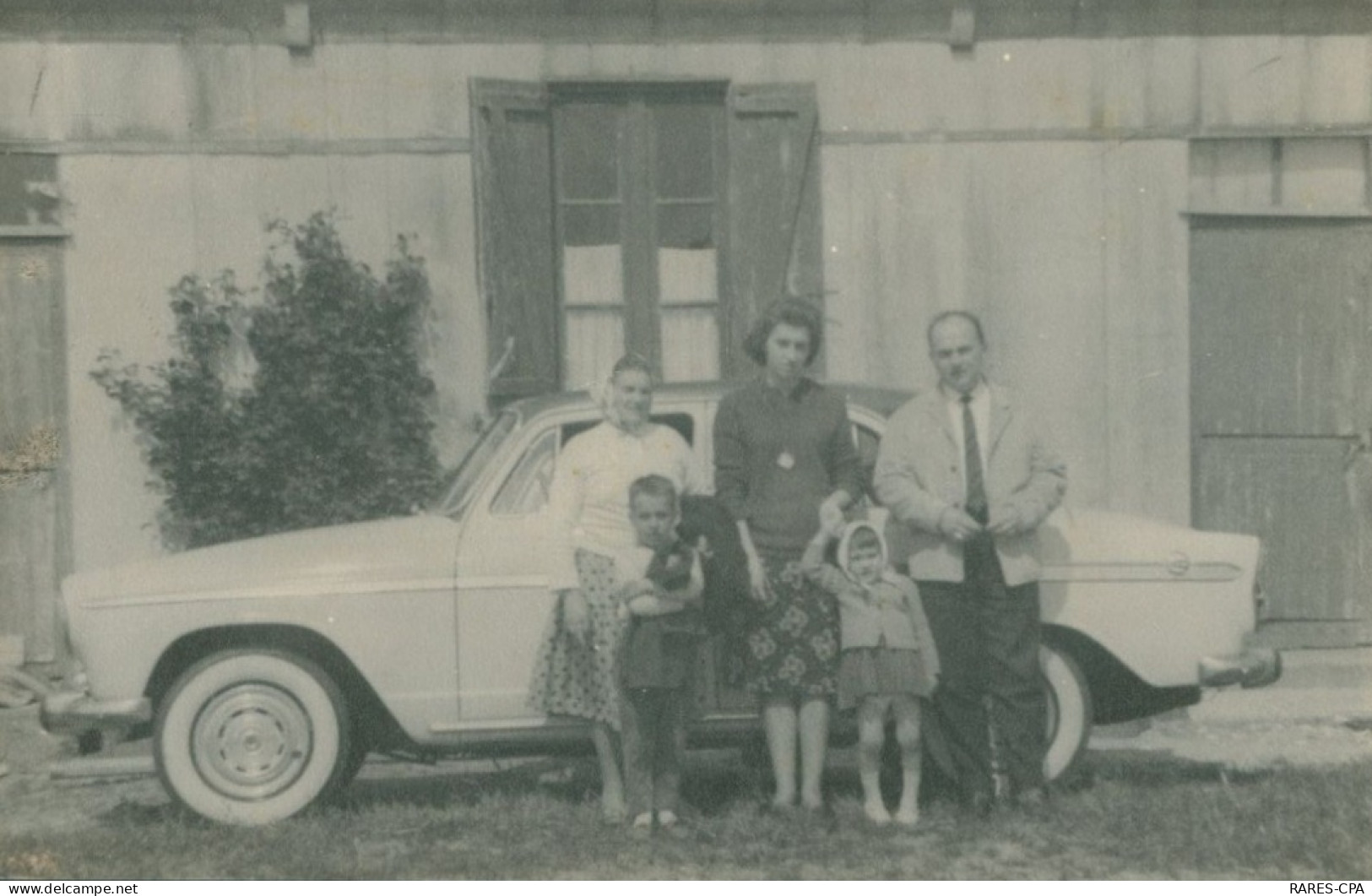 CPA PHOTO AUTO - Marque à Identifer.......................... Simca ??? - Voitures De Tourisme