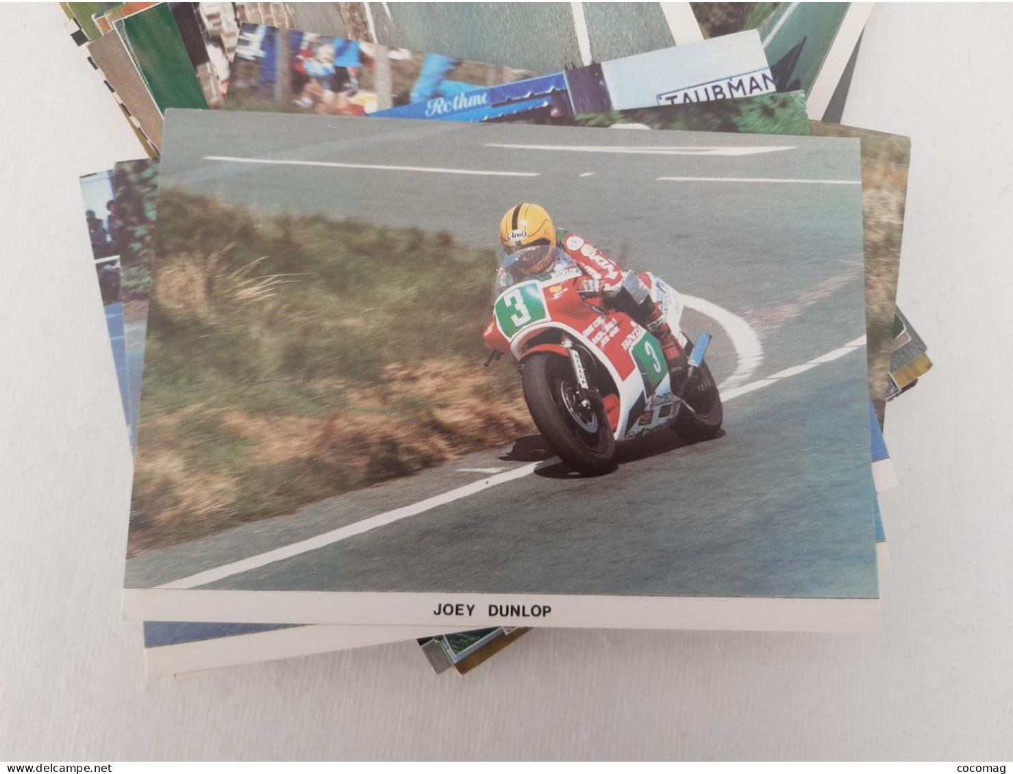 Moto JOEY DUNLOP AT THE BUNGALOW 1984 - Motociclismo