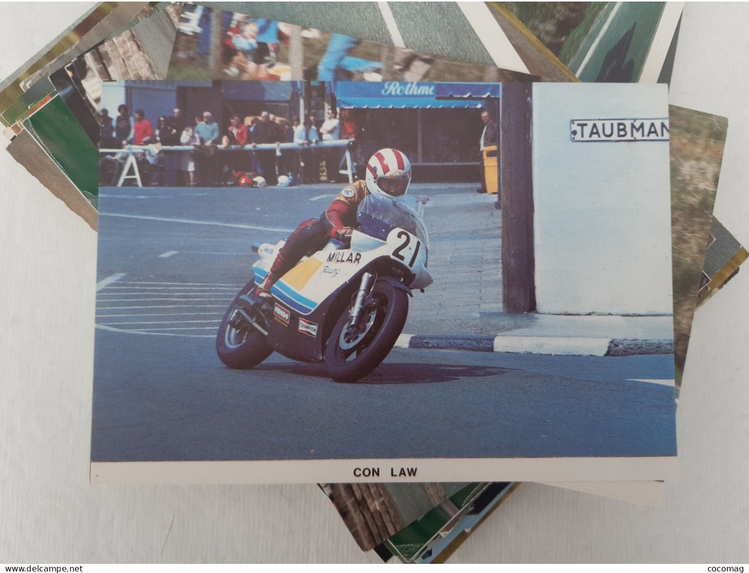 Moto CON LAW AT PARLIAMENT SQUARE RAMSEY 1983 - Motorcycle Sport