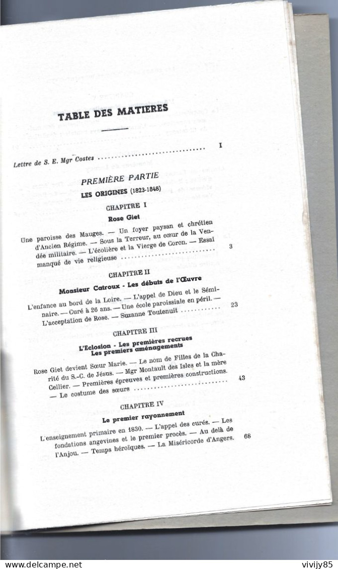 49 - LA SALLE DE VIHIERS - T.Beau Livre Ancien"Les Filles De La Charité Du Sacré Coeur De Jésus " - Pays De Loire