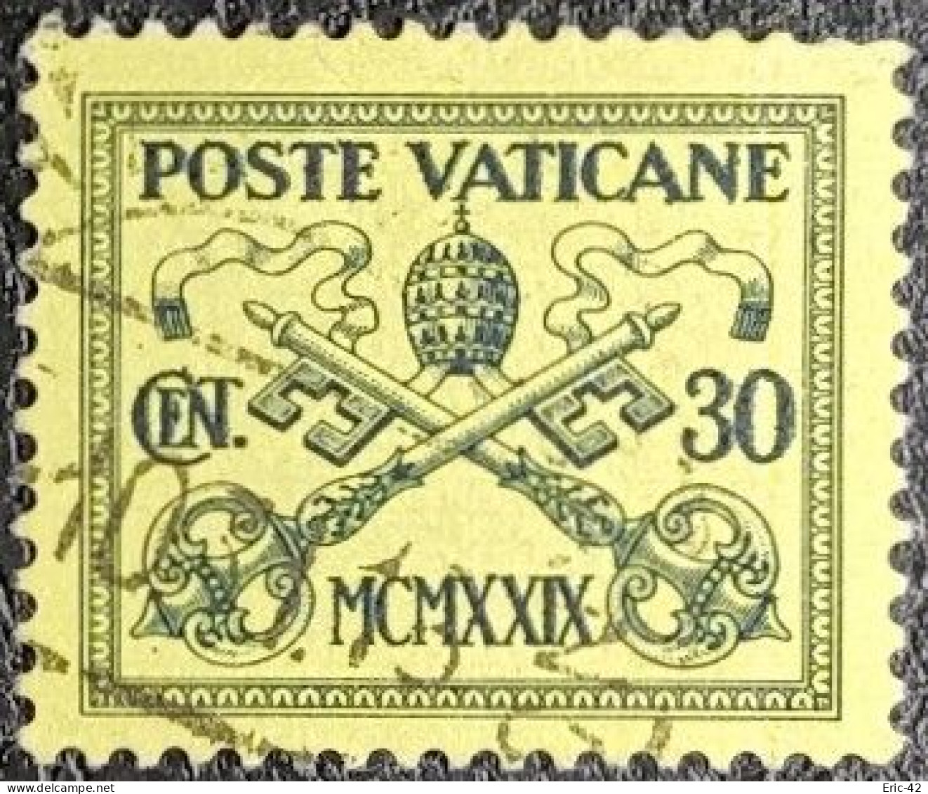 VATICAN. Y&T N°30. Armoiries Pontificales. USED. - Oblitérés