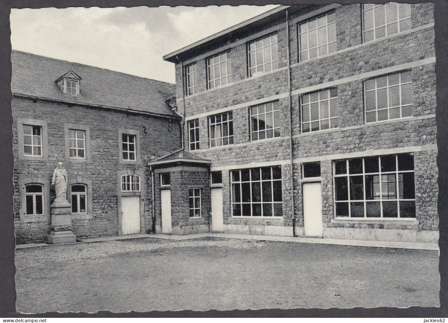 129363/ OUFFET, Ecole Technique Des Agriculteurs, Cour D'honneur - Ouffet