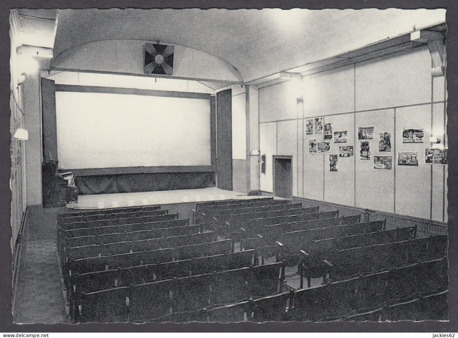 129354/ OUFFET, Ecole Technique Des Agriculteurs, Salle Des Fêtes - Ouffet