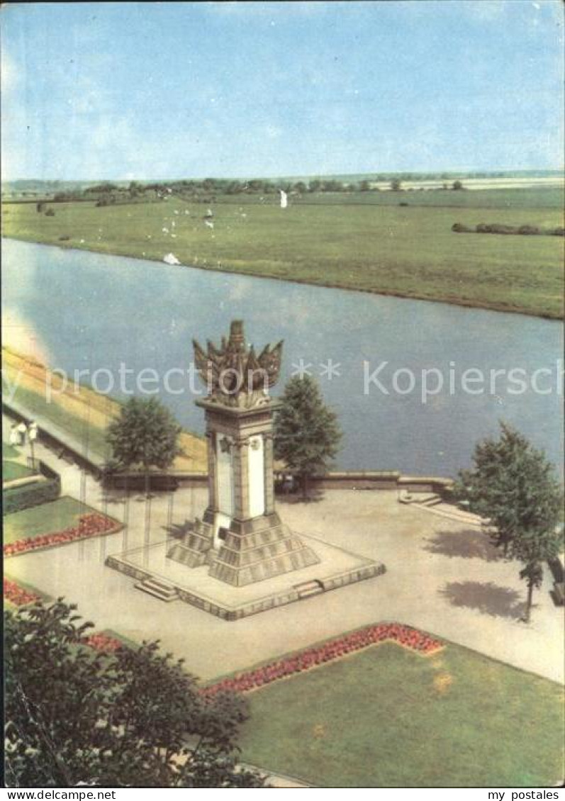 72383322 Torgau Denkmal Der Begegnung Torgau - Torgau