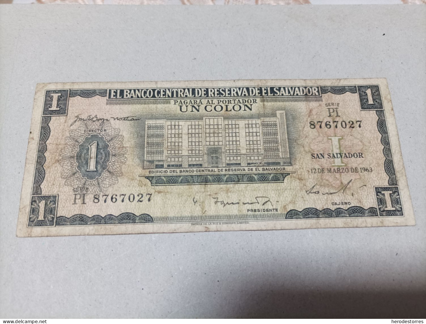 Billete De El Salvador De 1 Colon, Año 1963 - El Salvador