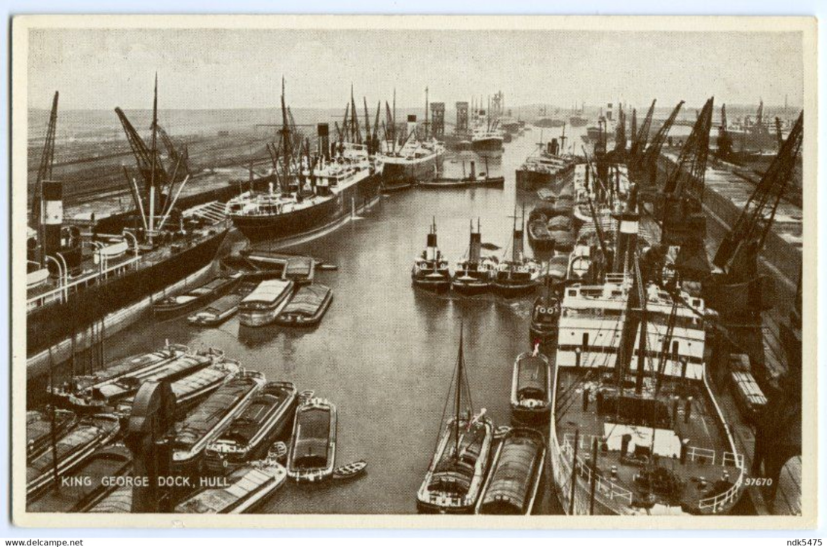 HULL : KING GEORGE DOCK - Hull