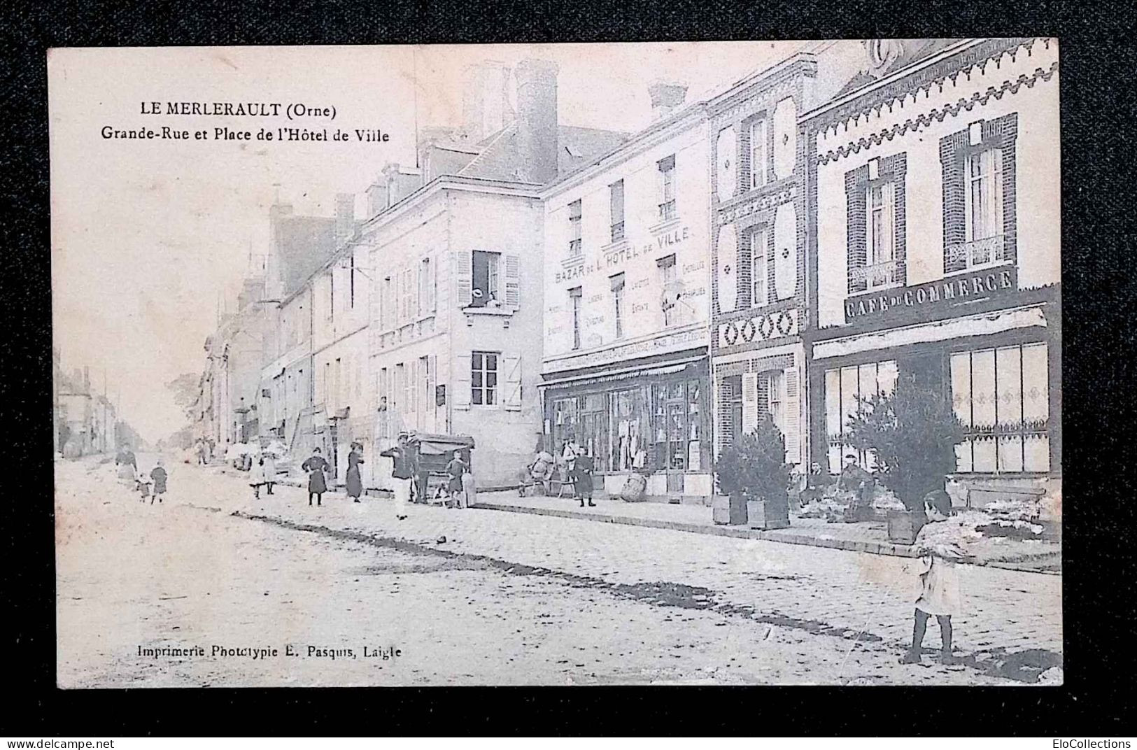 Cp, 61, Le Merlerault, Grande Rue Et Place De L'hôtel De Ville, Vierge - Le Merlerault