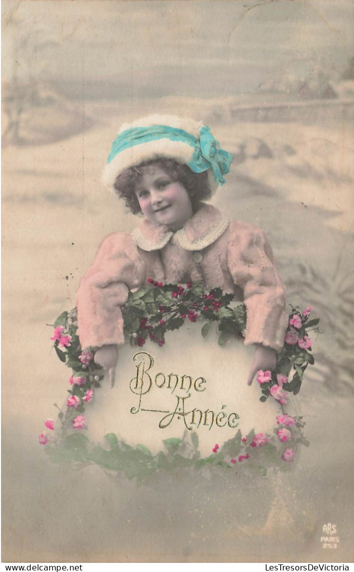 FETES & VOEUX - Nouvel An - Bonne Année - Une Petite Fille Seule - Carte Postale Ancienne - New Year