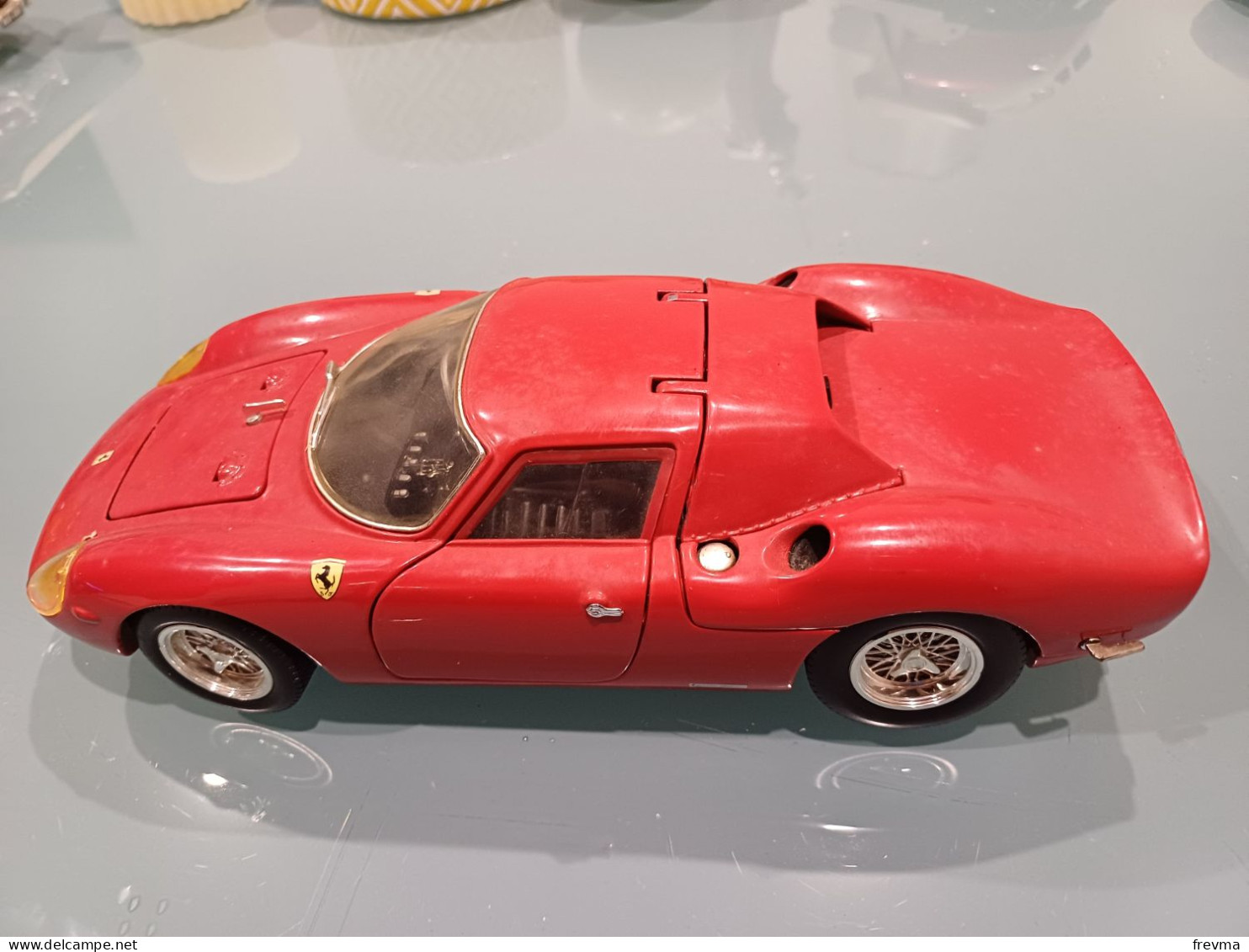 Ferrari 250 LM Au 1/18e Hot Wheels - Hot Wheels