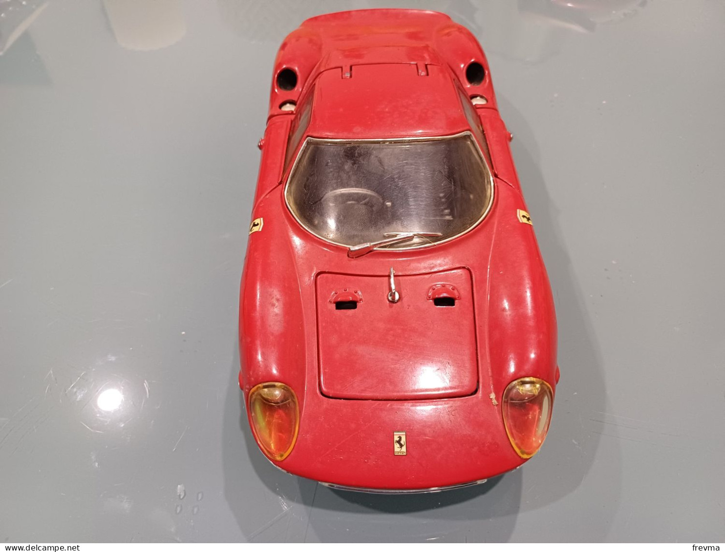 Ferrari 250 LM Au 1/18e Hot Wheels - Hot Wheels