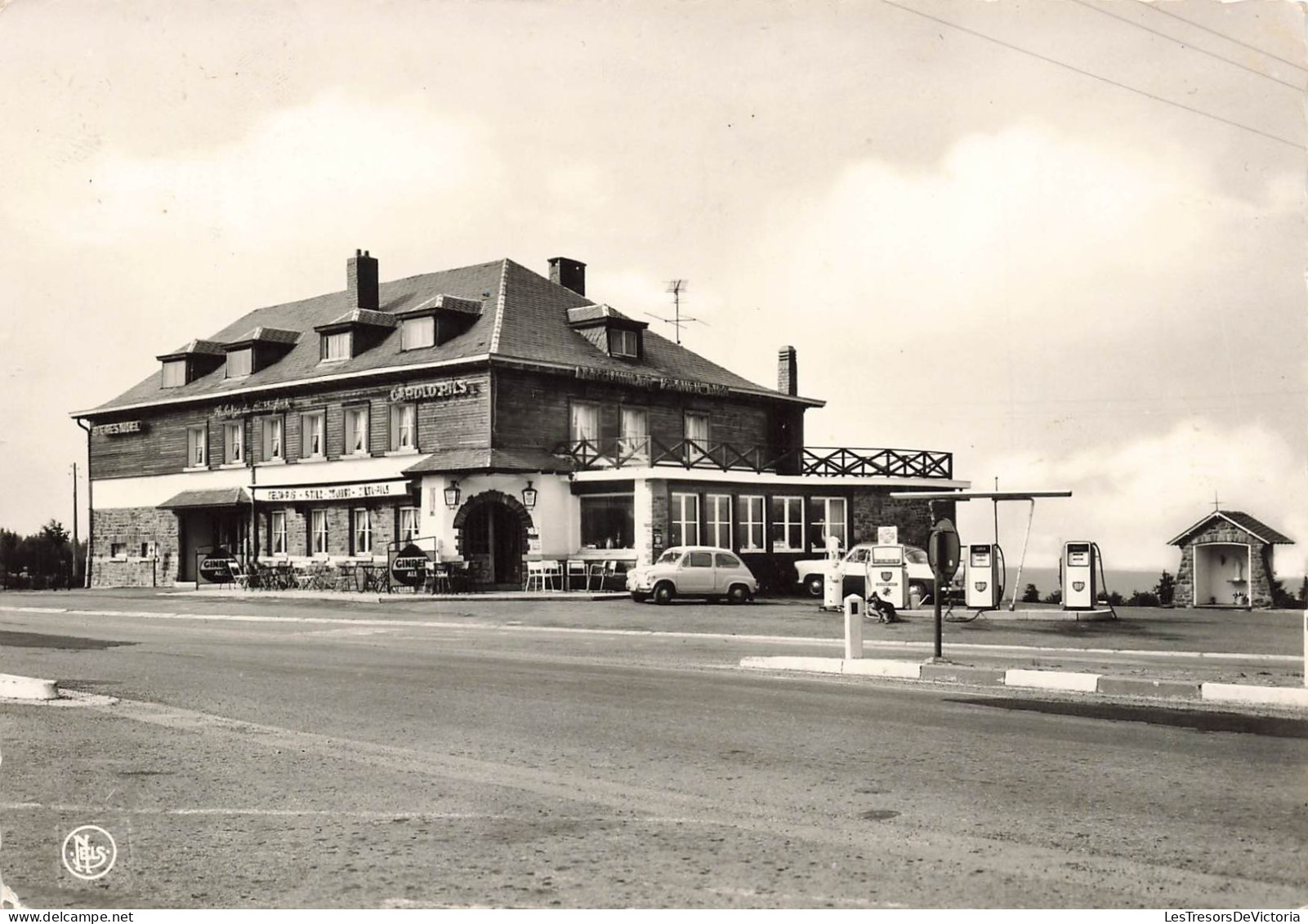 BELGIQUE - Vielsalm - Auberge Du Carrefour - Café - Restaurant - Pension - Baraque Fraiture - Alt 652m - Carte Postale - Vielsalm