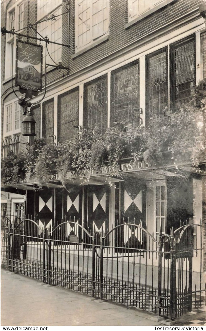 PAYS-BAS - The Beautiful And Ancient Façade Of The Distilleyr Of Erven Lucas Bols Amsterdam - Carte Postale Ancienne - Amsterdam