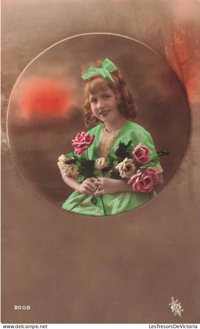 ENFANT - Portrait D'une Fillette - Robe Et Ruban Vert - Roses - Carte Postale Ancienne - Sonstige & Ohne Zuordnung