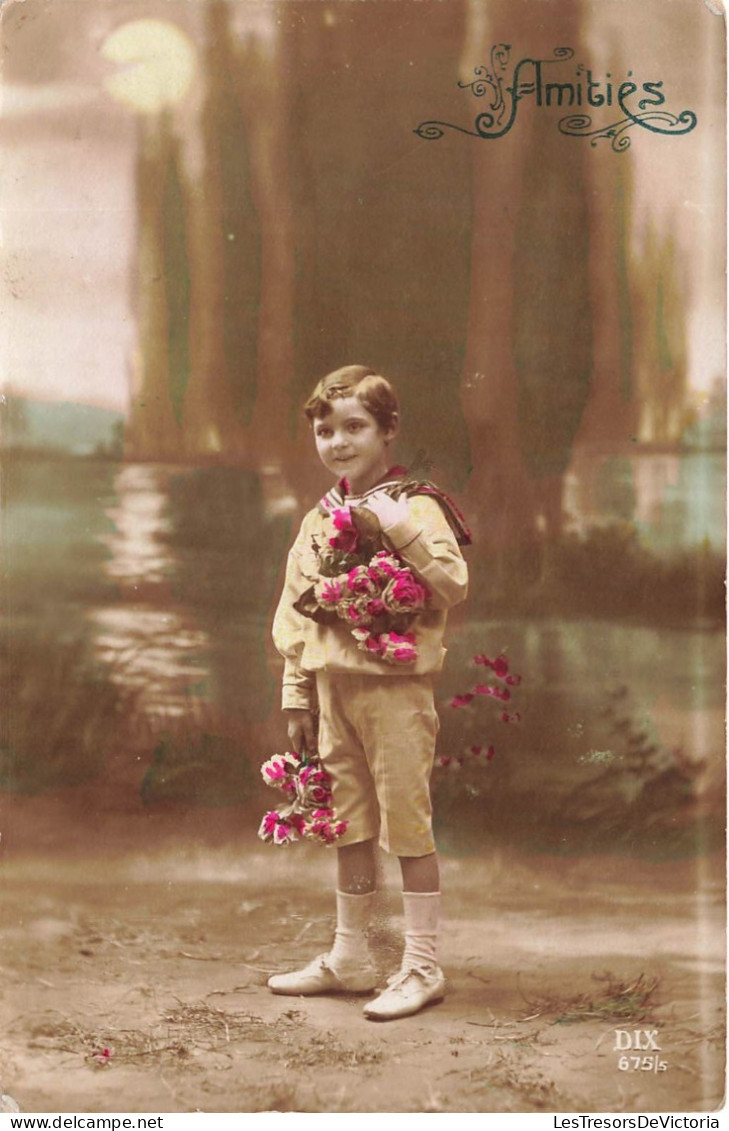 ENFANT - Petit Garçon - Amitiés - Fleurs - Etang - Carte Postale Ancienne - Autres & Non Classés