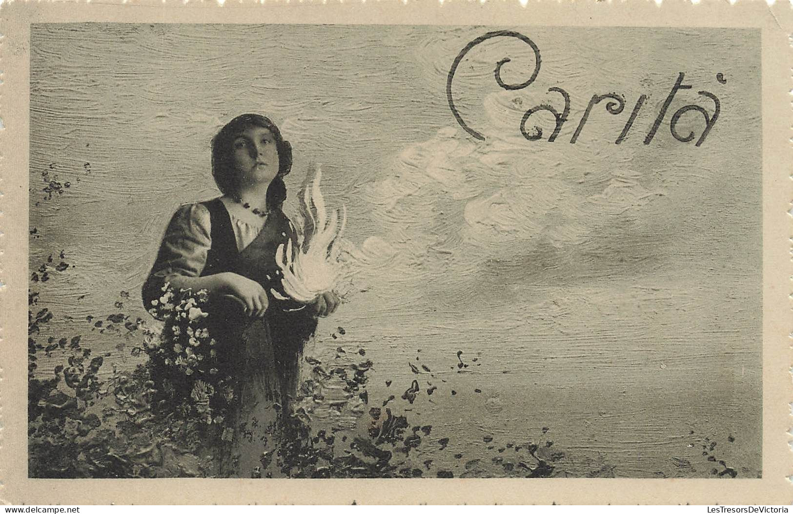 FANTAISIES - Femmes - Une Femme Seule - Carita - Carte Postale Ancienne - Women