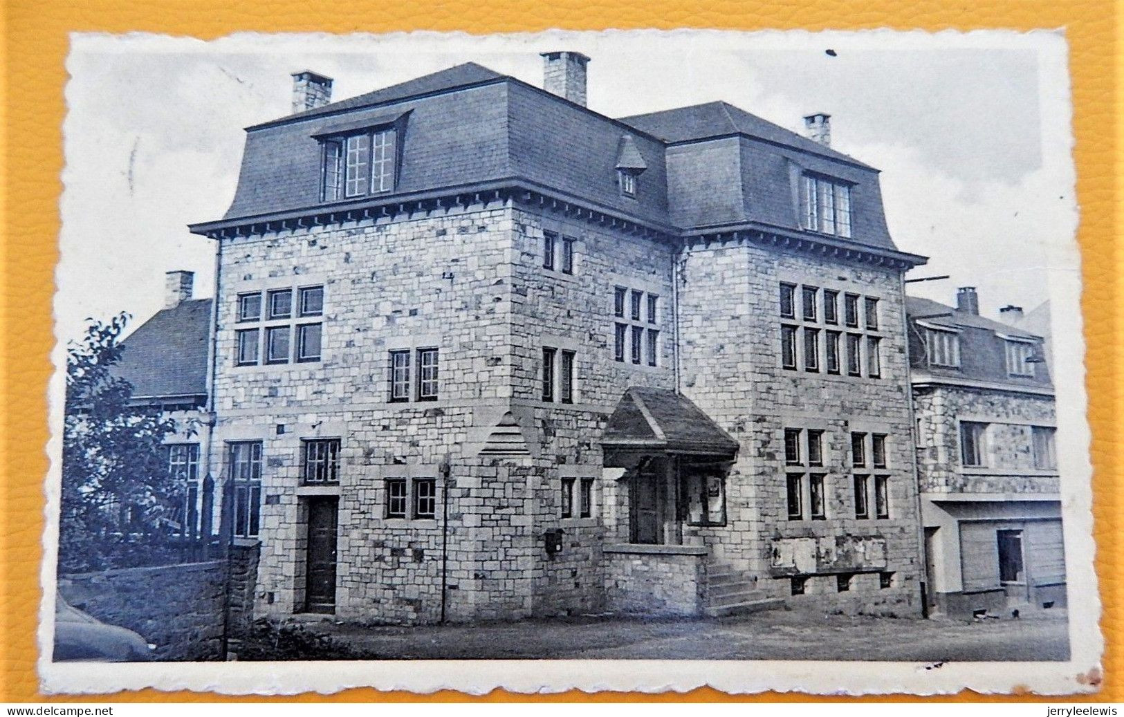 LIERNEUX  -  L'Hôtel De Ville - Lierneux