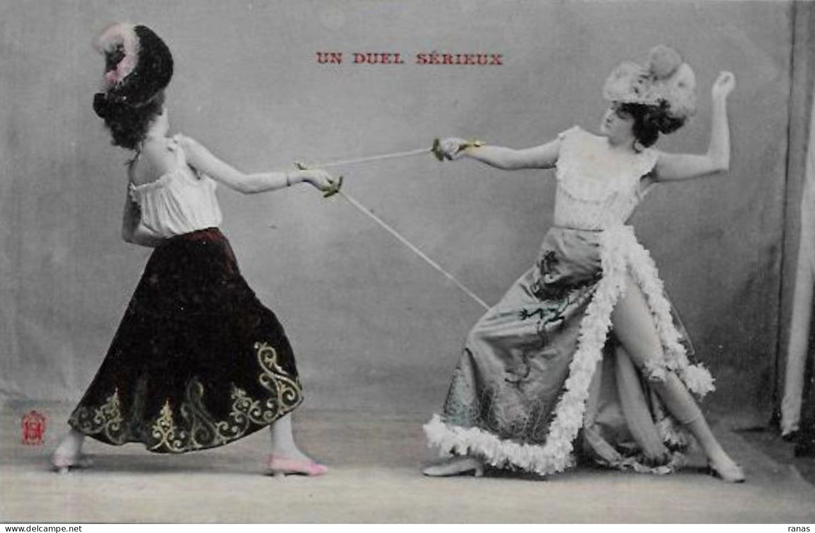 CPA Escrime Fleuret épée Non Circulé Femme Girl Women - Fencing