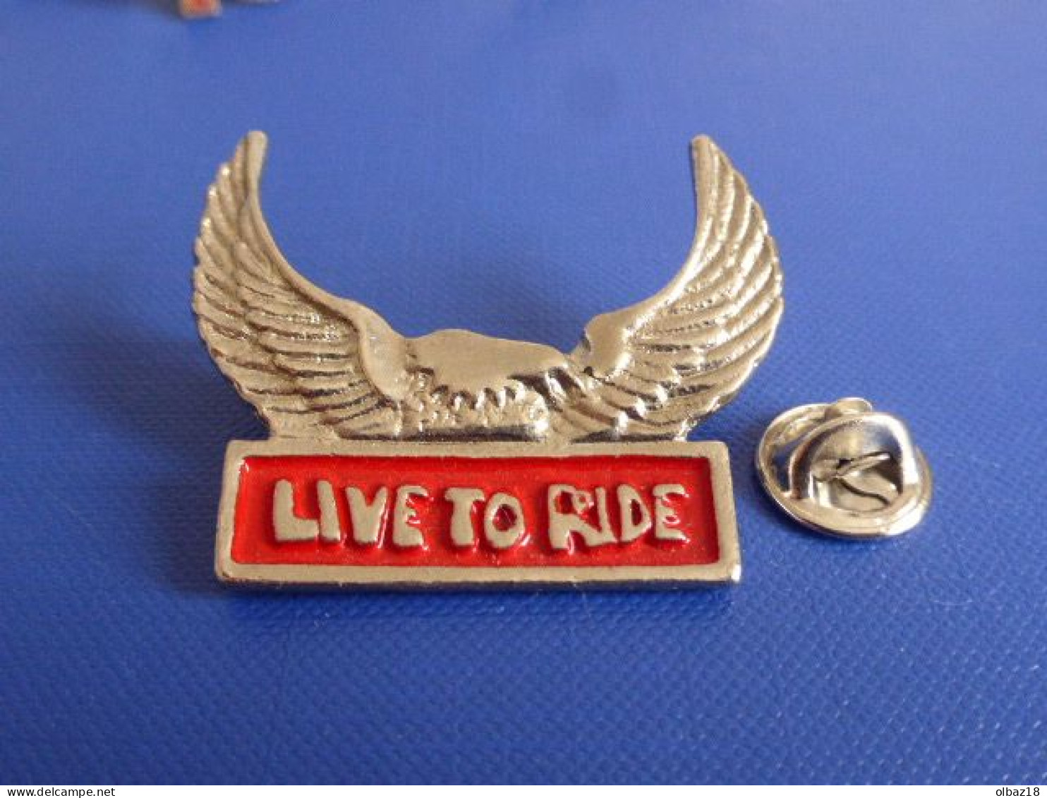 Pin's Moto Harley Davidson Live To Ride - Biker Devise Aigle (JF10) - Motos