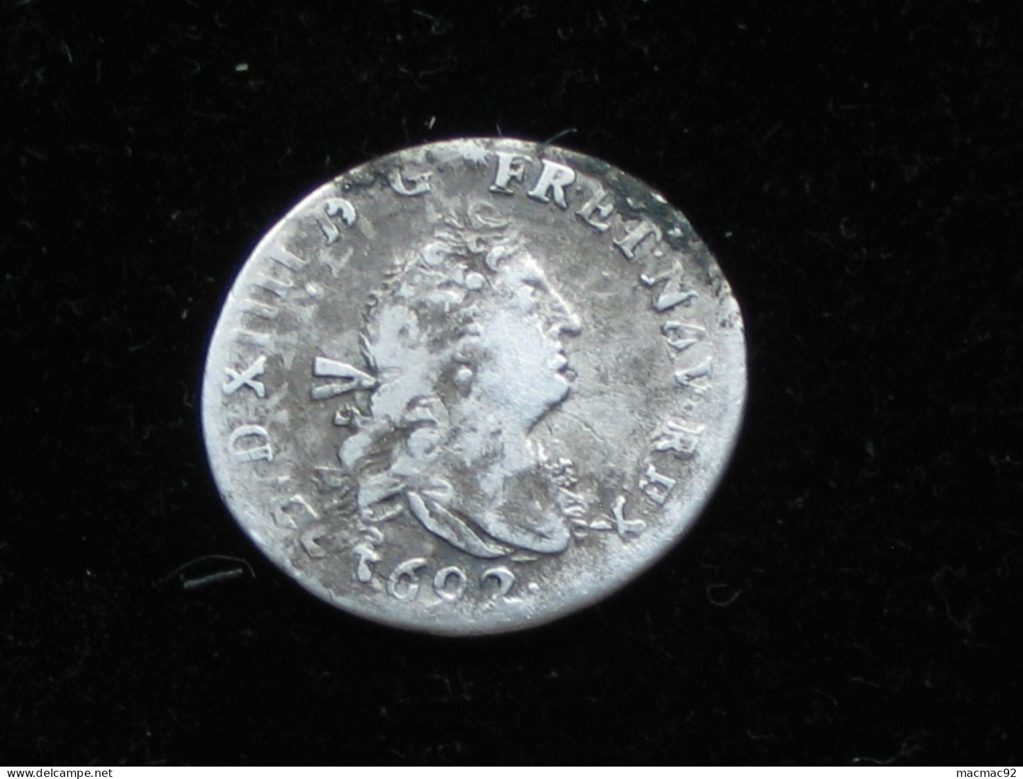 Louis XIIII - 4 Sols Aux 2 L 1692 X (Amiens)    **** EN ACHAT IMMEDIAT ***** - 1643-1715 Luigi XIV El Re Sole