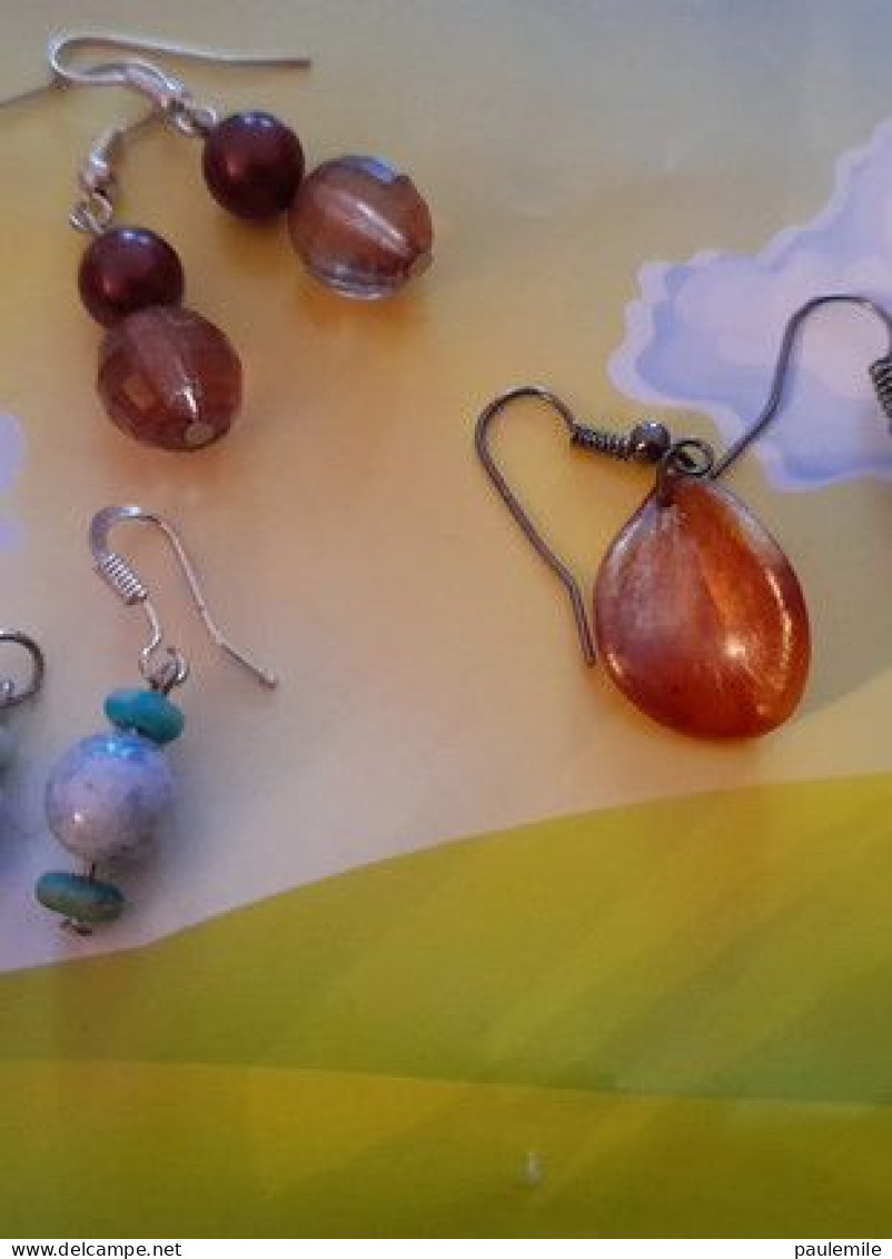 LOT DE 3 PAIRES    DE  BOUCLES D.OREILLES  VRAI PIERRE  FAIT PAR MOI-MEME - Ohrringe