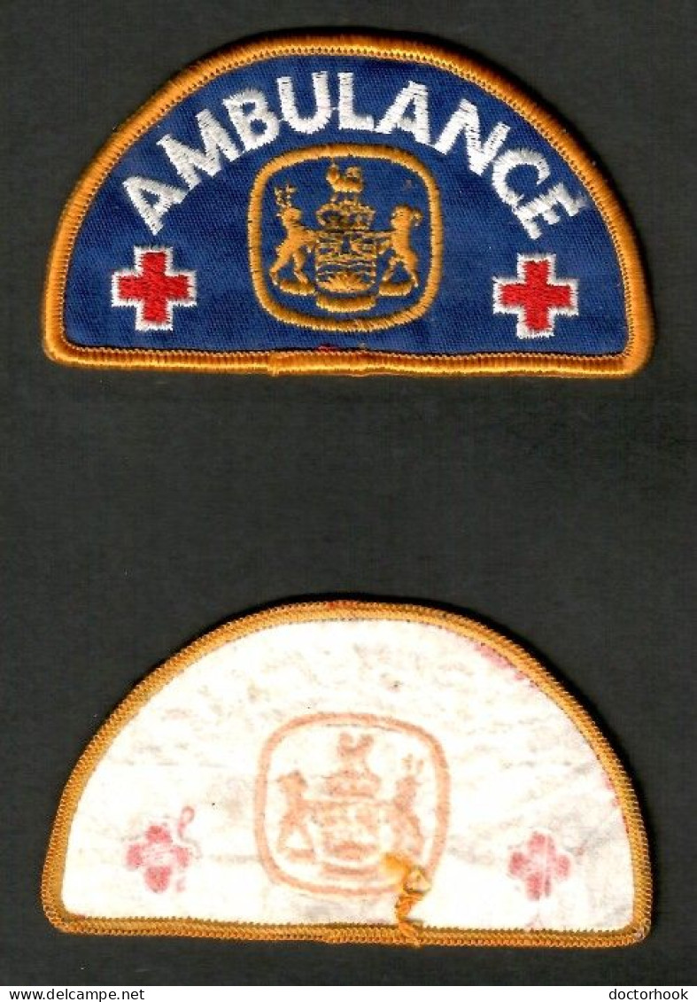 CANADA--- "NEWFOUNDLAND AMBULANCE" PATCH (AP-5) - Polizei