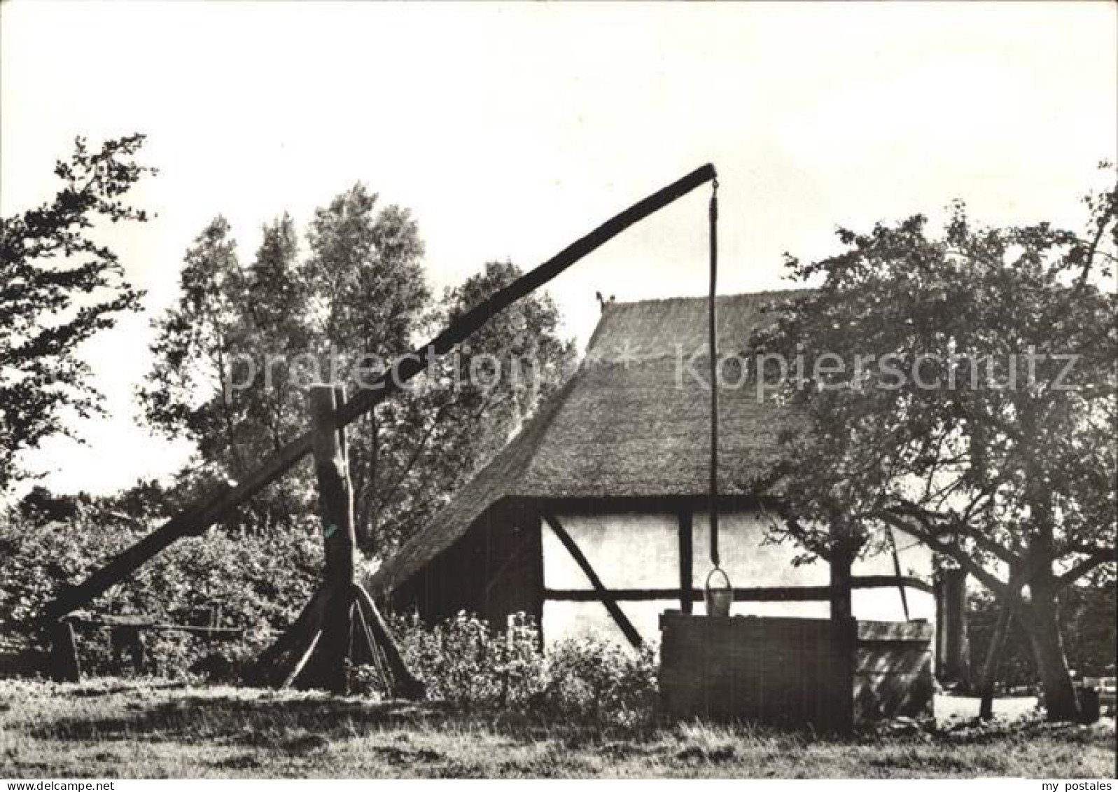 72342485 Klockenhagen Freilichtmuseum Ziehbrunnen Backhaus Klockenhagen - Ribnitz-Damgarten