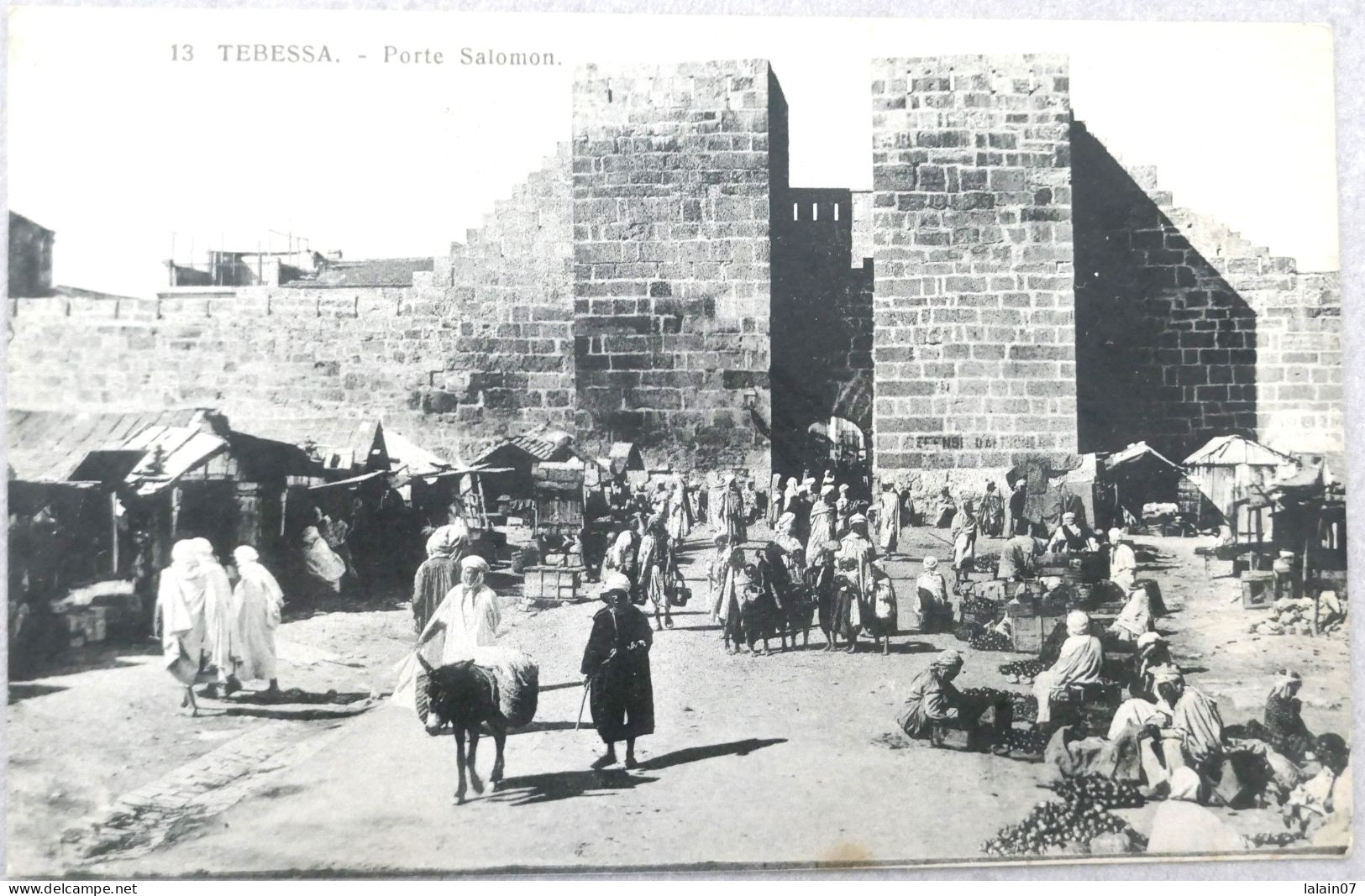 C. P. A. : Algérie : TEBESSA : Porte Salomon, Animé - Tébessa