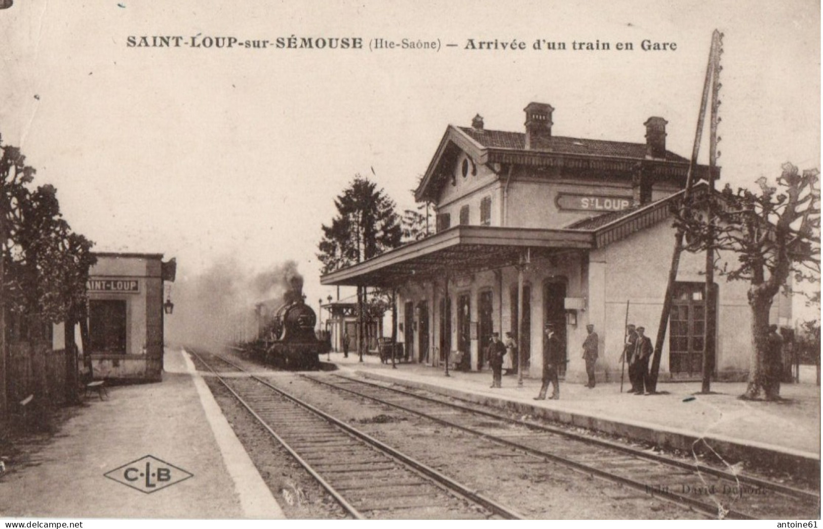 SAINT-LOUP-sur-SEMOUSE -- Arrivée D'un Train En Gare - Saint-Loup-sur-Semouse