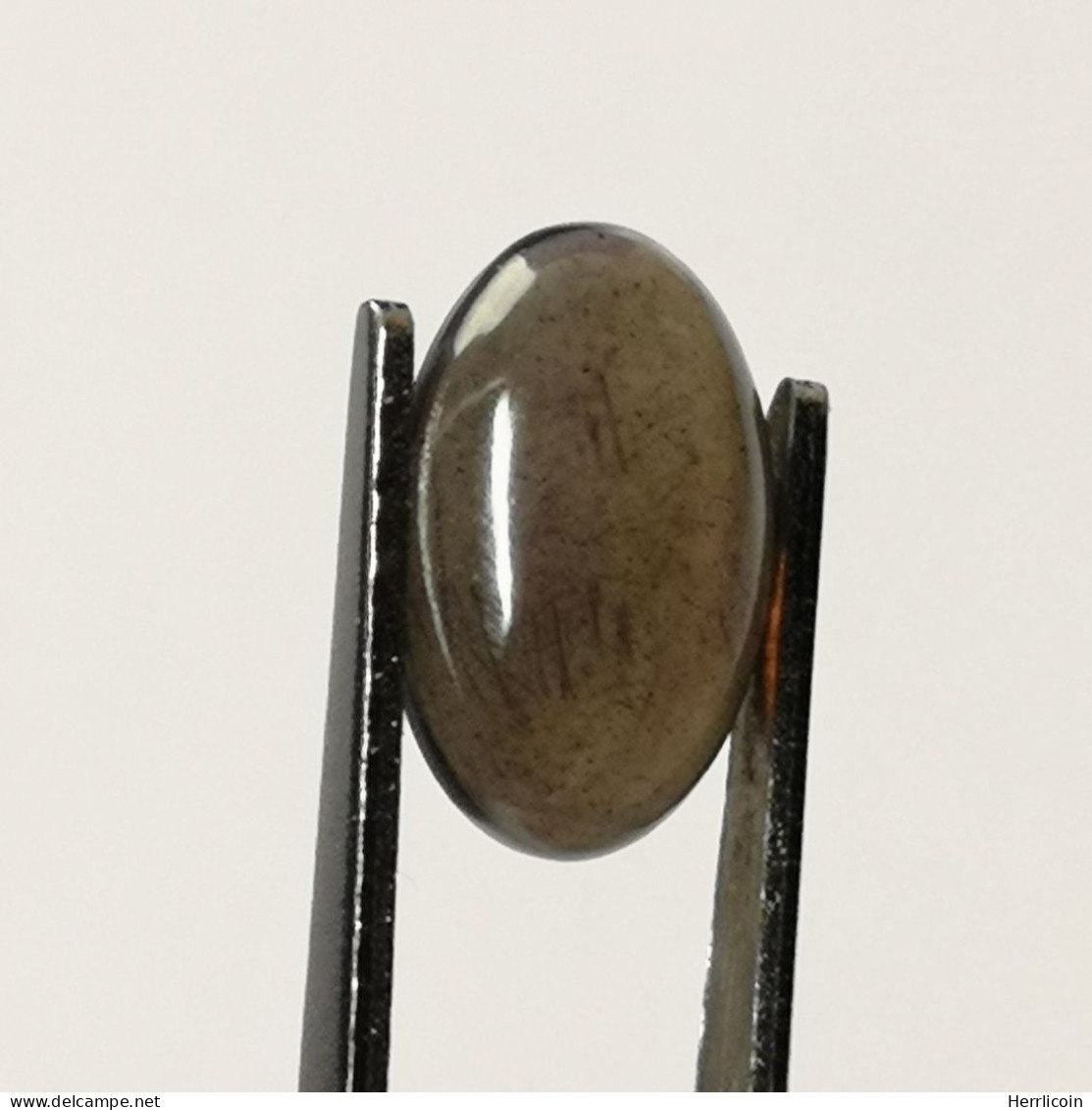 Opale Noire Traitée D'Ethiopie - Ovale 1.30 Carat - 10.6 X 6.5 X 3.8 Mm - Ópalo