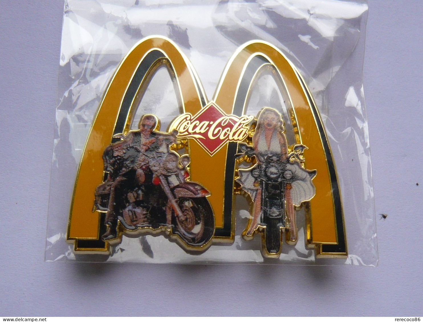 BIG Pins MAC DONALD S JOHNNY MARILYNE COCA COLA 6 X 5 Cm  25 EX NEUF 2 Photos - McDonald's