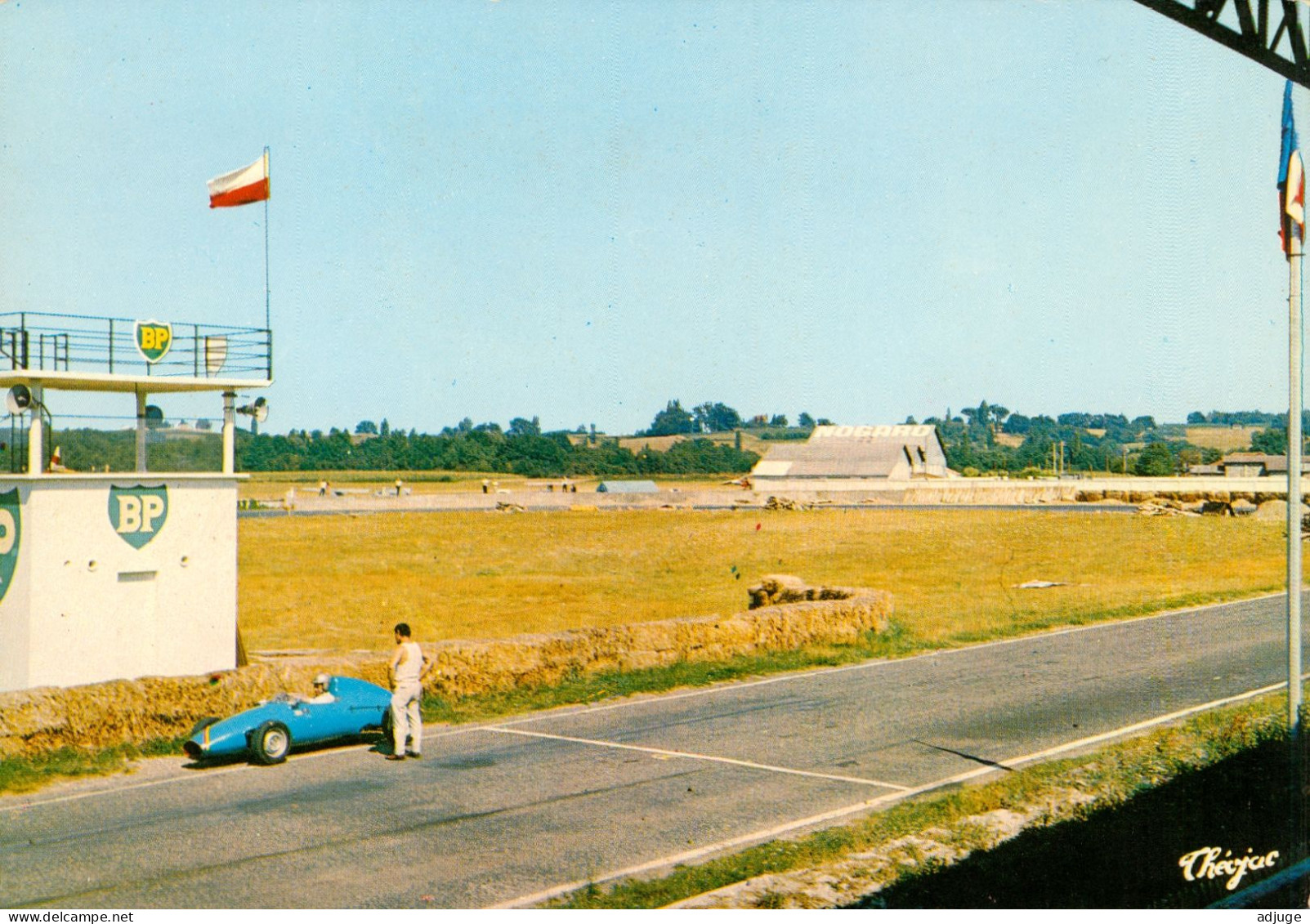 CPM-32- NOGARO - Le Circuit Automobile  - Années 60 *2 Scans - Nogaro