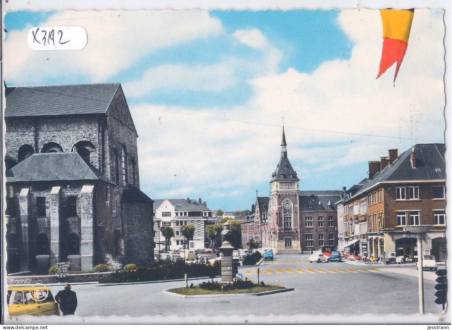 NIVELLES- BAS DE LA GRAND-PLACE ET PALAIS DE JUSTICE- NELS - Nijvel