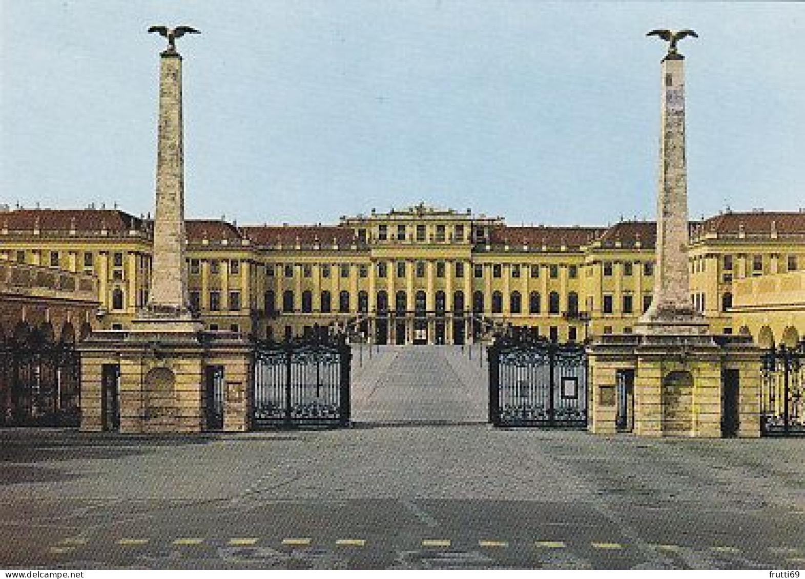 AK 201565 AUSTRIA - Wien - Schloß Schönbrunn - Haupteingang - Schönbrunn Palace