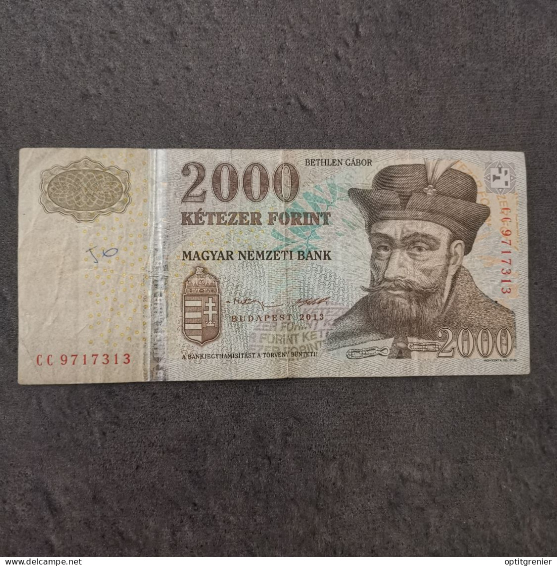 BILLET CIRCULE 2000 FORINT 2013 HONGRIE / ECRITURE / HUNGARY - Hungría